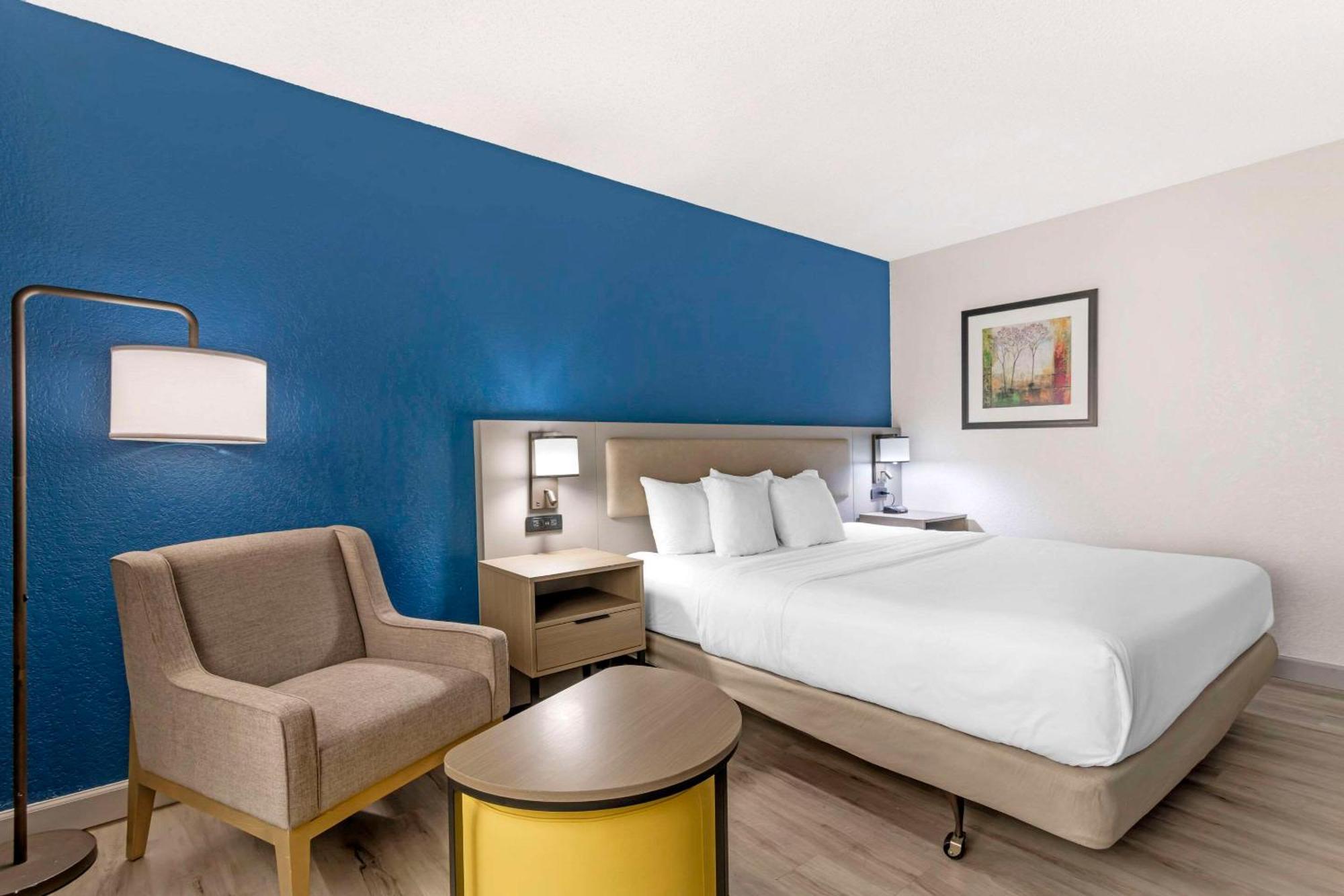 Comfort Alpharetta-atlanta North 3*